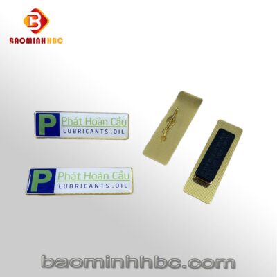 bảng tên nhân viên
