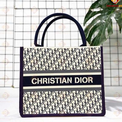 35d708d18a2e3c70653f7