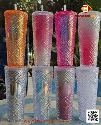 ly nhựa uống nước vân sầu riêng