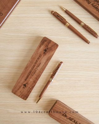 bút bi gỗ khắc chữ