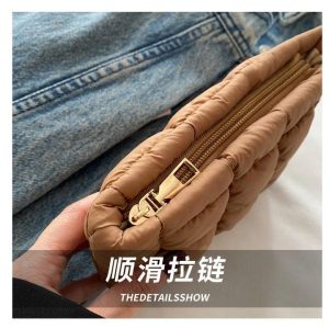 túi chần bông đựng mỹ phẩm