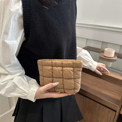 túi chần bông đựng mỹ phẩm