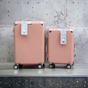 vali size 20 in với 24 in