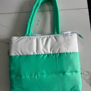 túi chần bông màu xanh lá