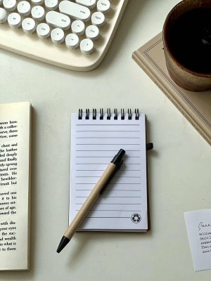 Sổ Tay Bìa Giấy Kraft Kèm Bút 5 sổ tay bìa giấy kraft