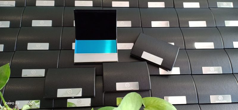 Hộp Namecard Khắc Logo 5 hộp namecard