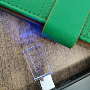 USB Pha Lê Khắc Logo 3 usb pha lê