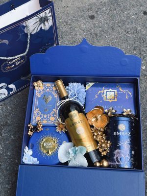 Set Quà Tết 6xx – Cân Bằng Giữa Truyền Thống & Hiện Đại 4 599940668 1443396474074028 9075151071146427323 n