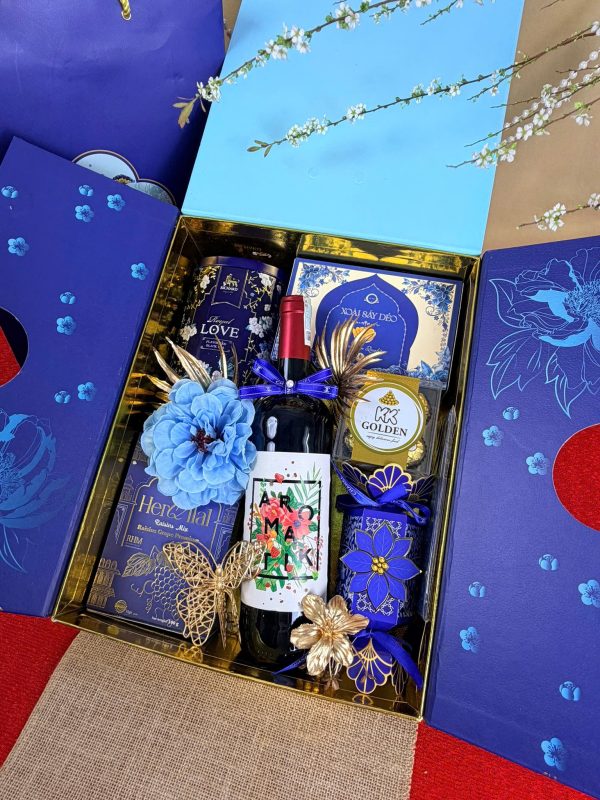 Set Quà Tết 660K – Gọn Gàng & Sang Trọng 1 615444828 1460876755659333 1733649113769304851 n