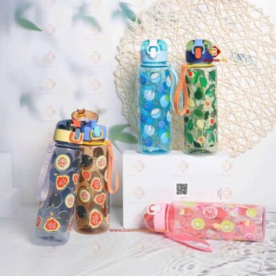 Bình Nước Nhựa Space Hoạt Hình