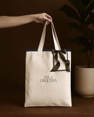 6 Lợi Ích Nổi Bật Của Túi Tote Canvas Cao Cấp Trong Cuộc Sống Hiện Đại 2 Túi Tote Canvas Cao Cấp