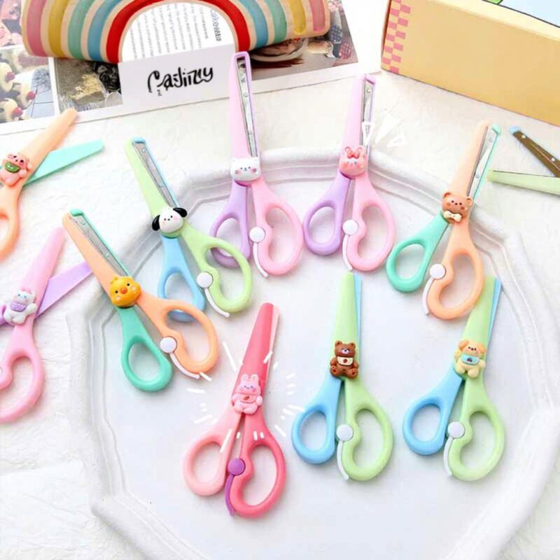 Kéo Học Sinh Hoạt Hình Dễ Thương