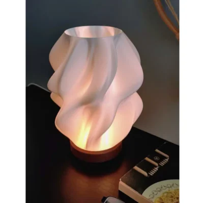 Đèn ngủ nghệ thuật – Thiết kế uốn lượn độc đáo tạo điểm nhấn không gian 4 đèn decor